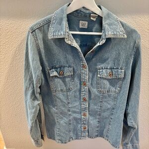 90’s GAP women’s spring denim jacket